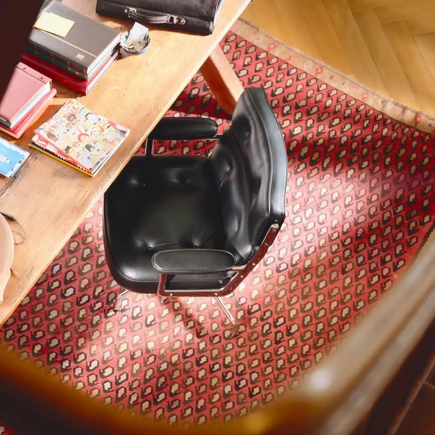 Midcentury Prestige Chair – Replica