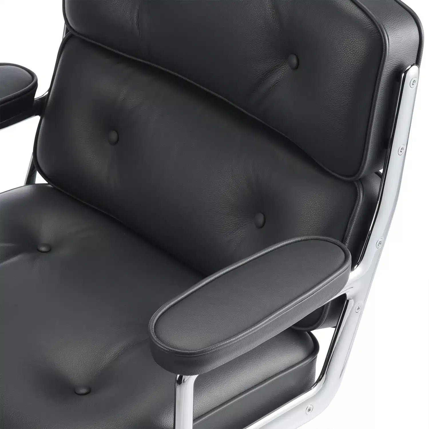 Midcentury Prestige Chair – Replica