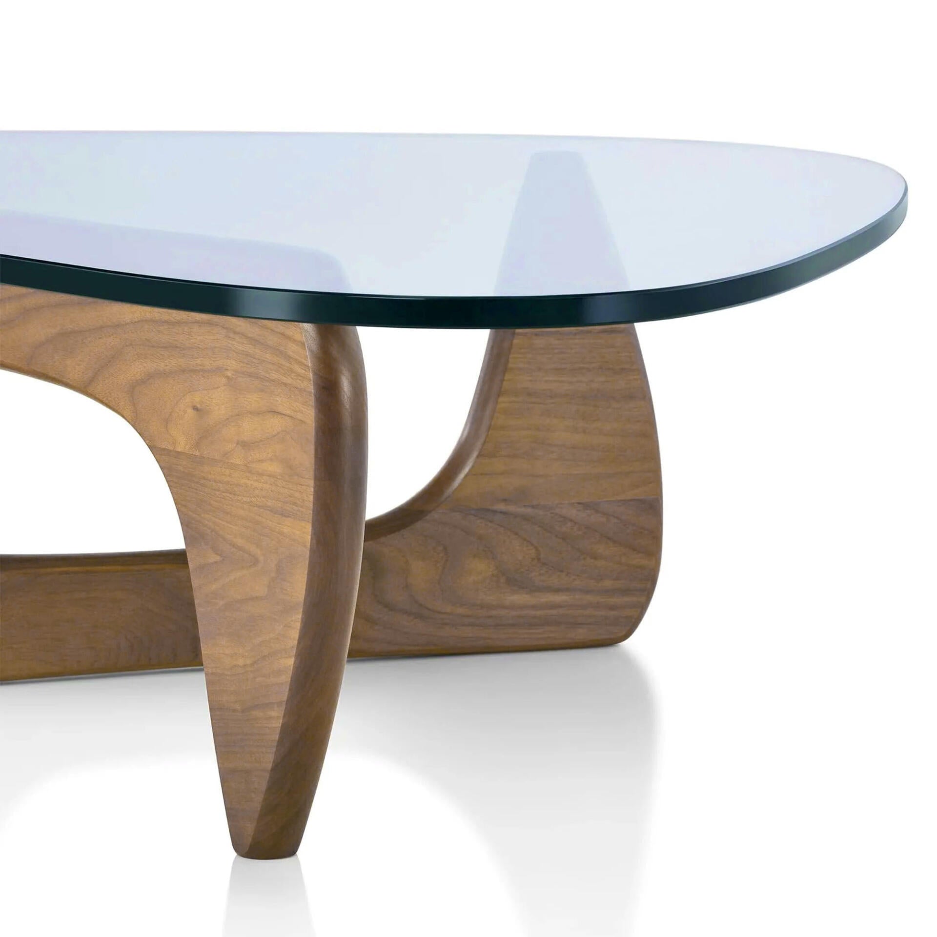 Lume Sculpted Base Table – Replica