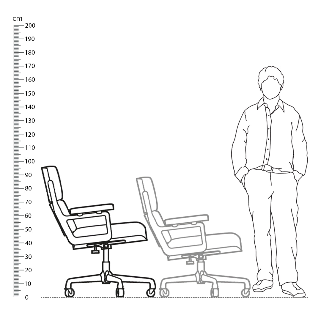 Midcentury Prestige Chair – Replica